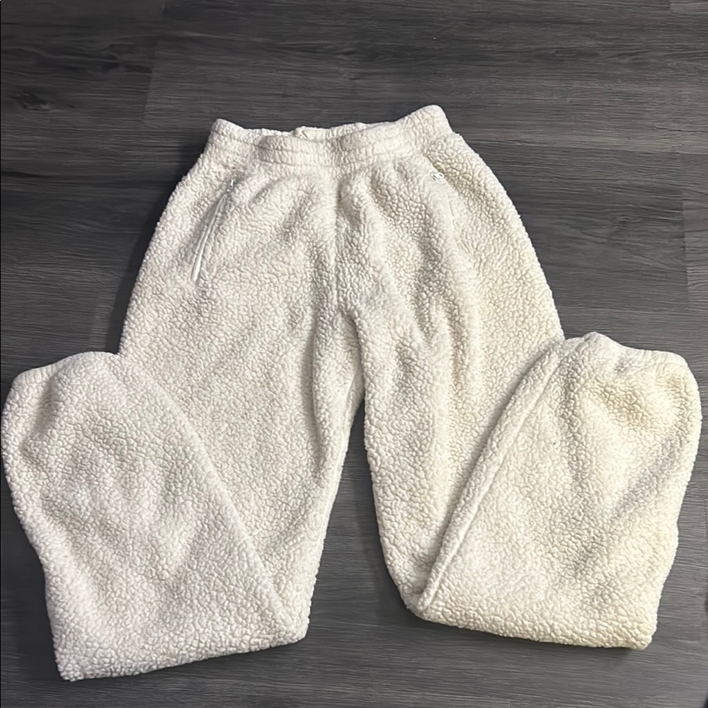 OFFLINE by aerie cozy fleece sweatpants